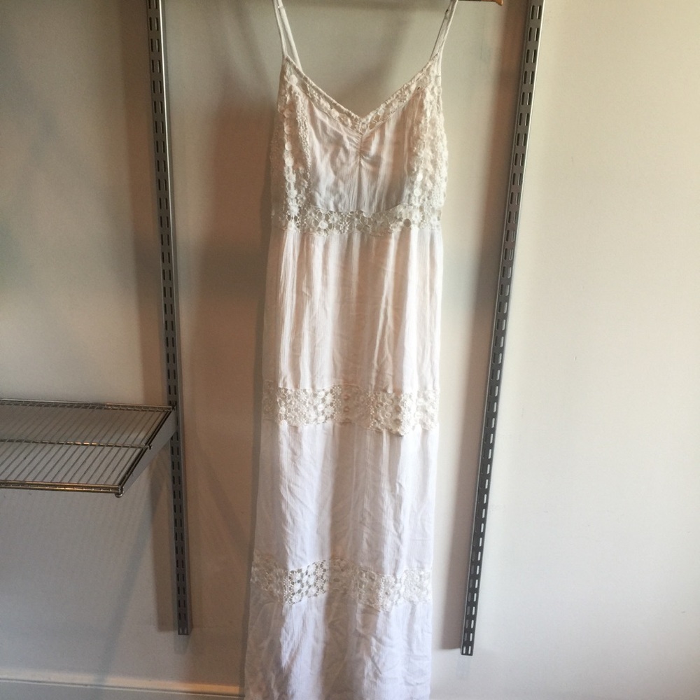 Abercrombie White Maxi Dress M